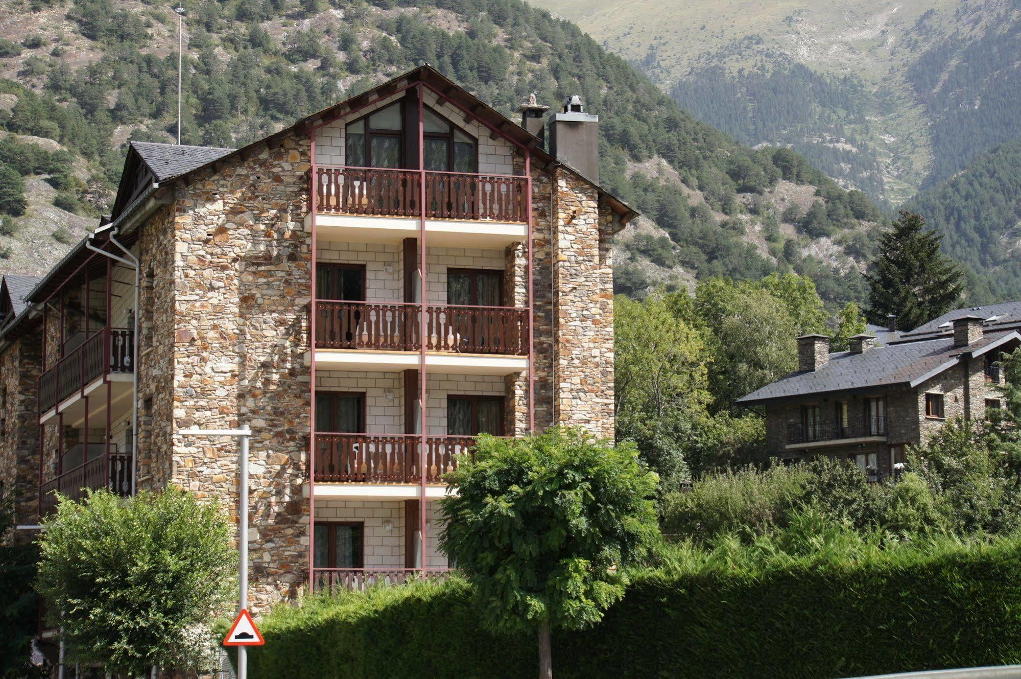 Hotel La Planada Ордіно Екстер'єр фото
