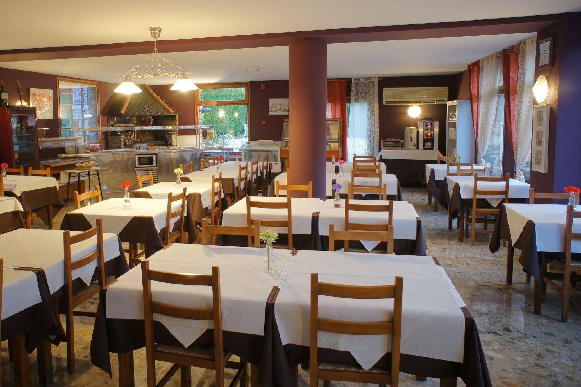 Hotel La Planada Ордіно Екстер'єр фото